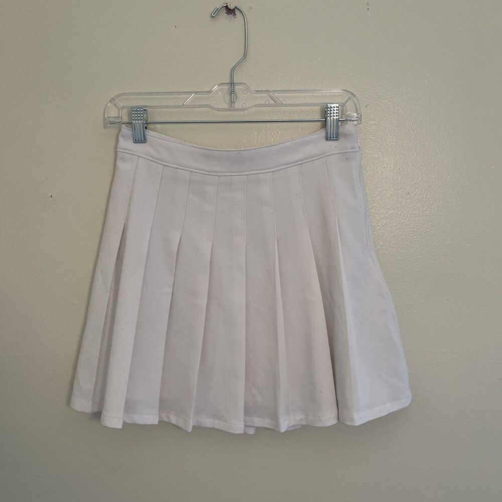 HOLLISTER High Waisted Pleated Mini Tennis Skirt, White- Size Small